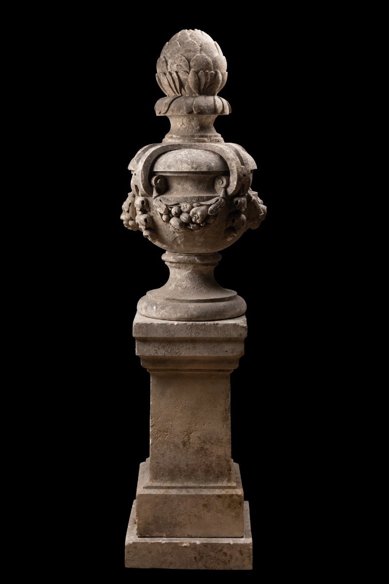 Stone Urn Or Vase, Late 18th Century