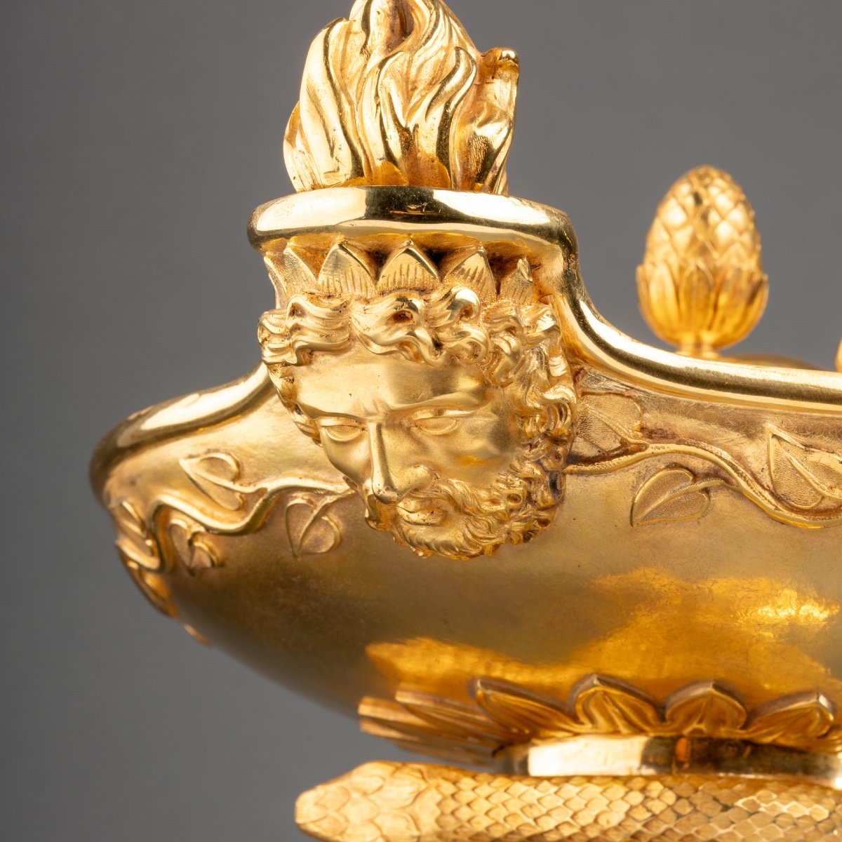 Trompe-l’oeil Encense Burner In Gilded Bronze, 19th Century-photo-3