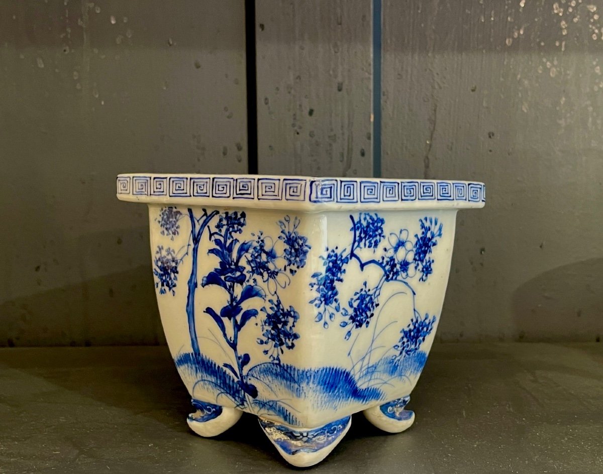 Small Chinese Porcelain Planter, 20th Century-photo-3