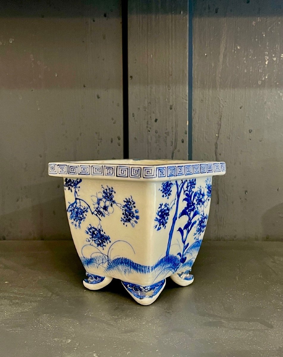 Small Chinese Porcelain Planter, 20th Century-photo-2