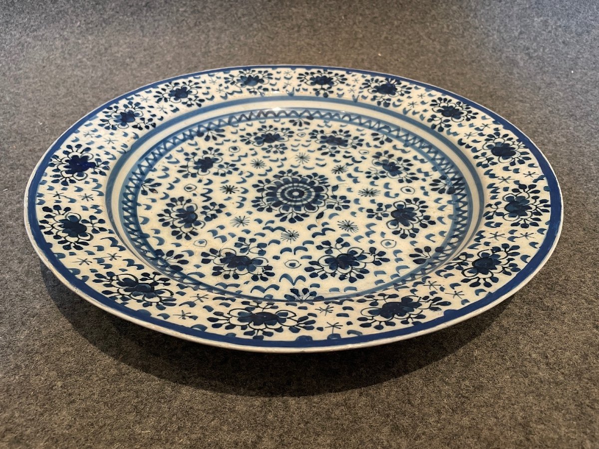 Delftware Dish, 18th Century-photo-4