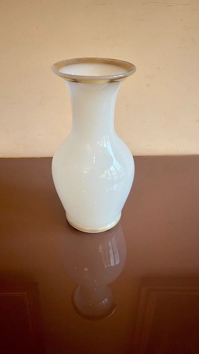 Vase en opaline blanche, XIXe siècle -photo-3