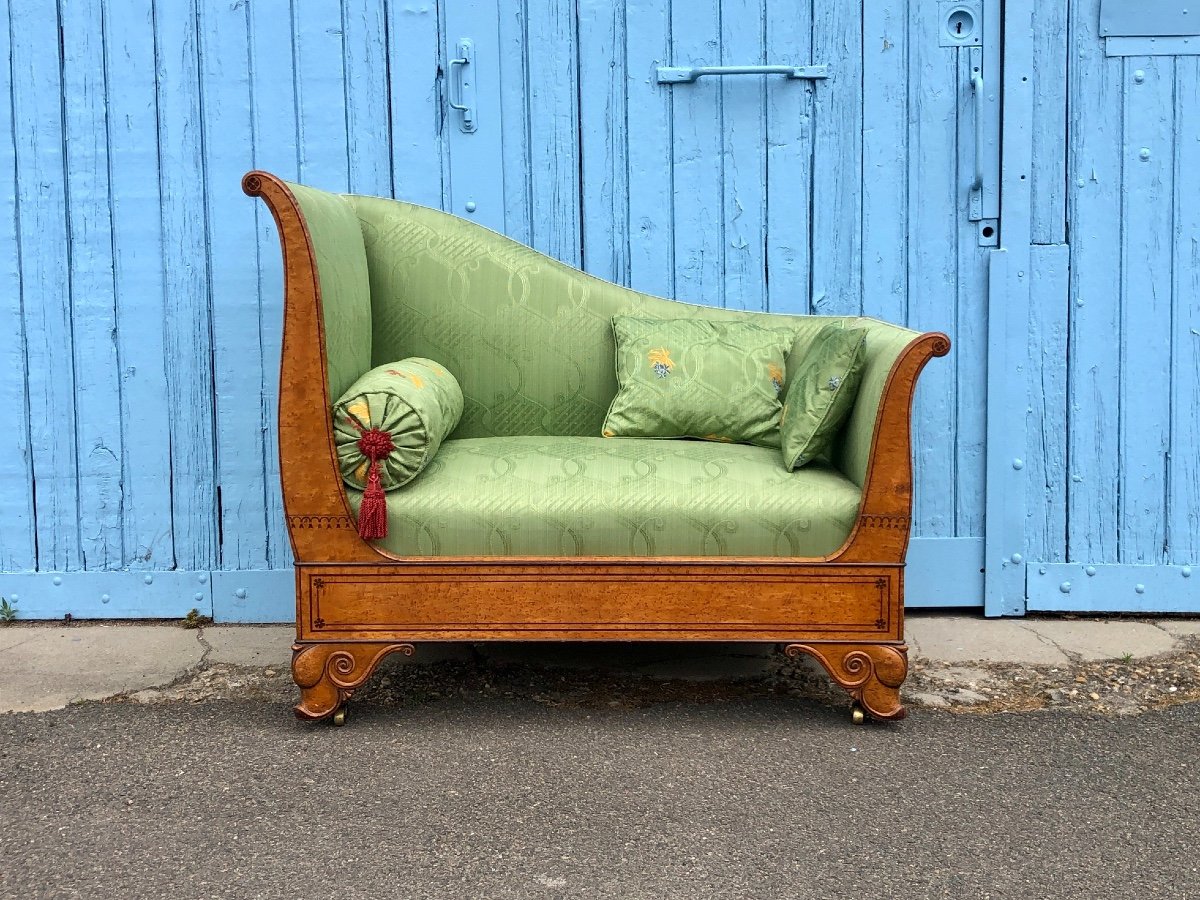 Charles X Daybed In Speckled Maple, 19th Century