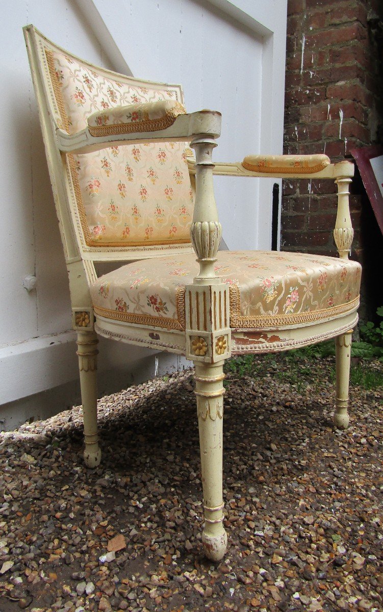 Directoire Armchairs-photo-3