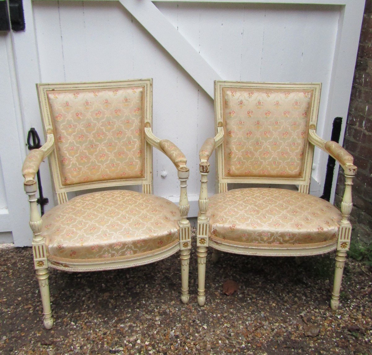 Directoire Armchairs-photo-2