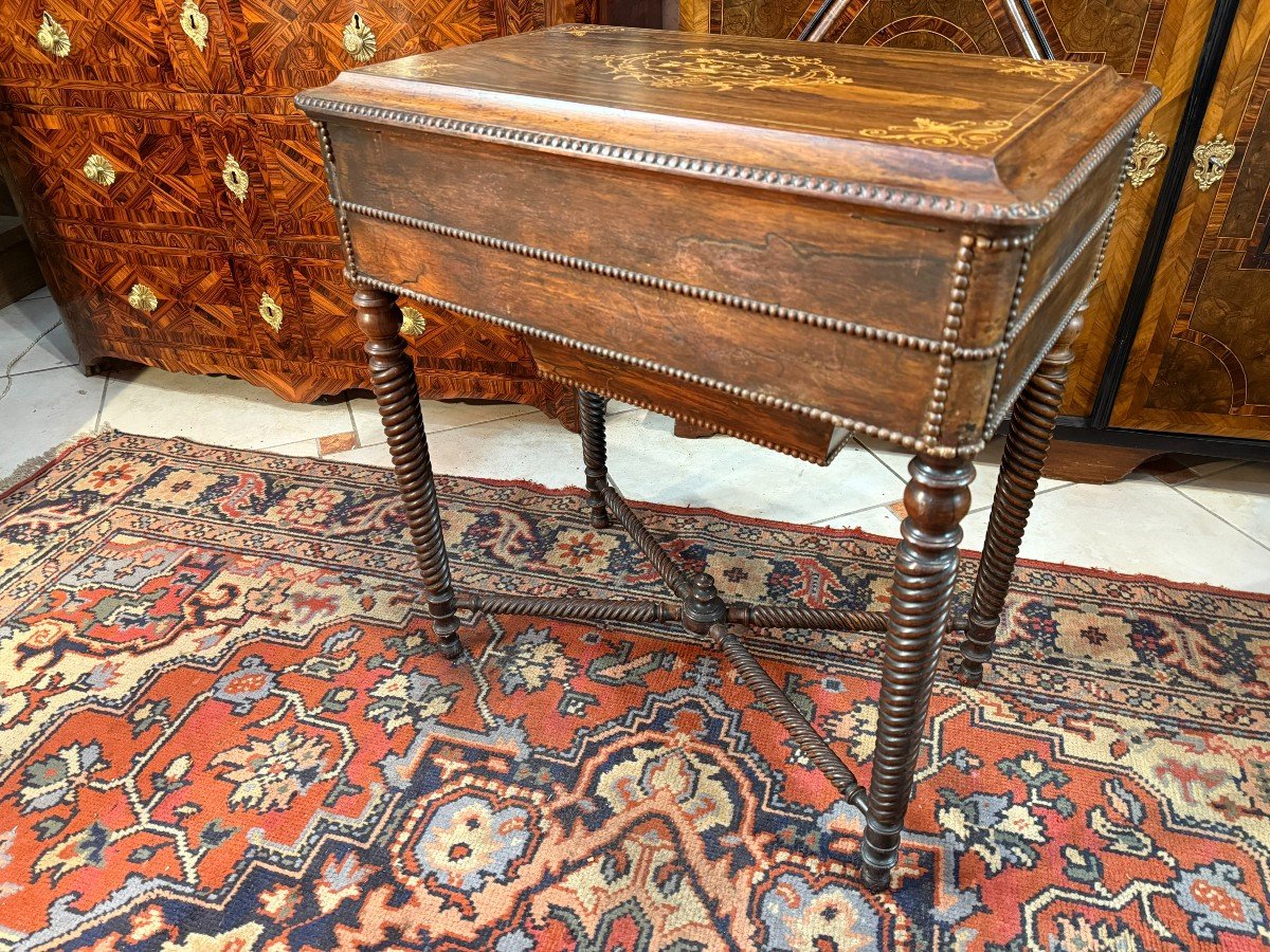 TABLE A OUVRAGE - COIFFEUSE EPOQUE CHARLES X-photo-7