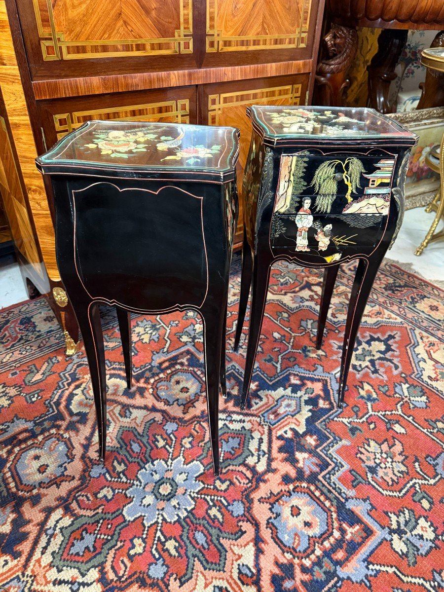 Pair Of Louis XV Style Chinese Lacquer Bedside Tables-photo-2