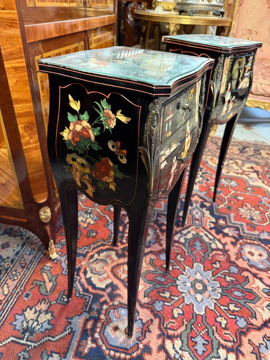 Pair Of Louis XV Style Chinese Lacquer Bedside Tables-photo-4