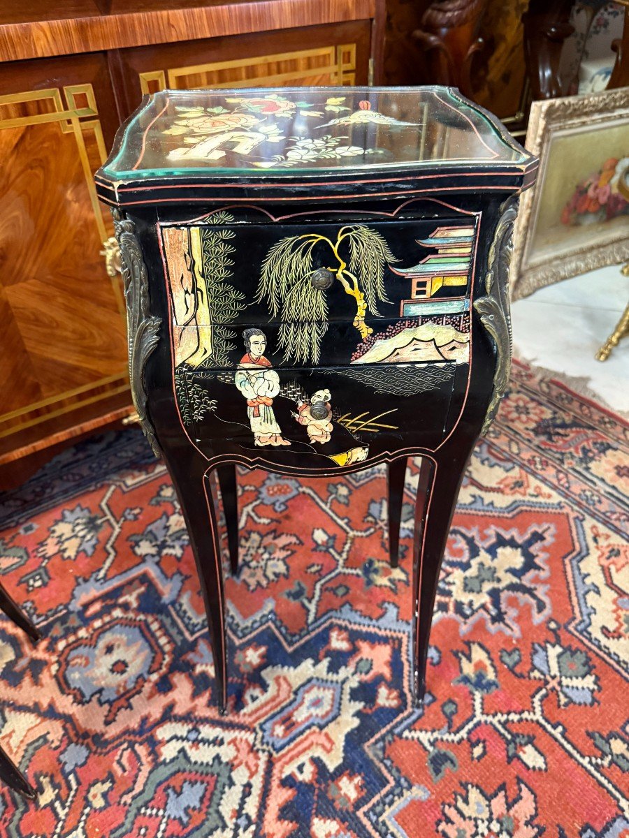 Pair Of Louis XV Style Chinese Lacquer Bedside Tables-photo-2