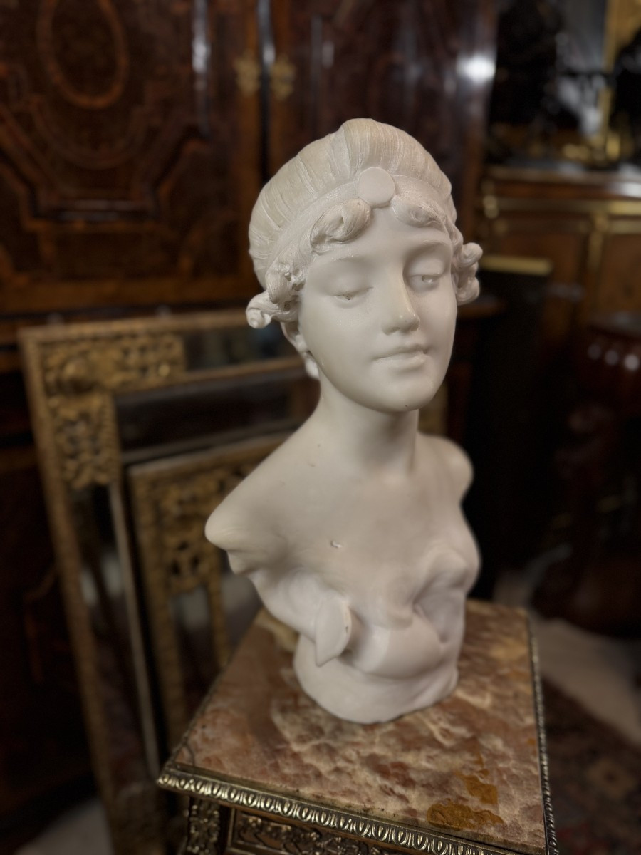 19th Century Marble Female Bust-photo-2