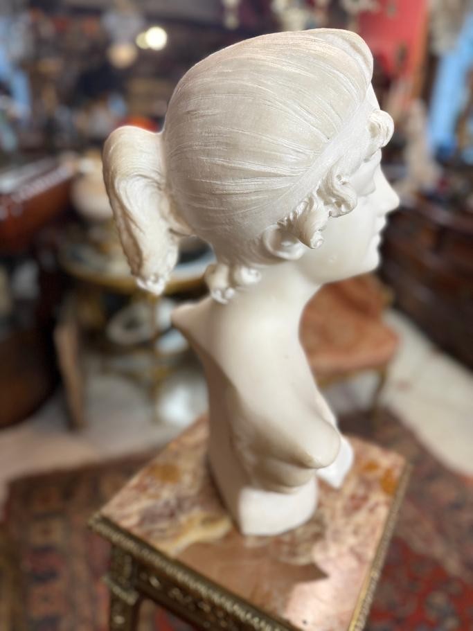 19th Century Marble Female Bust-photo-3