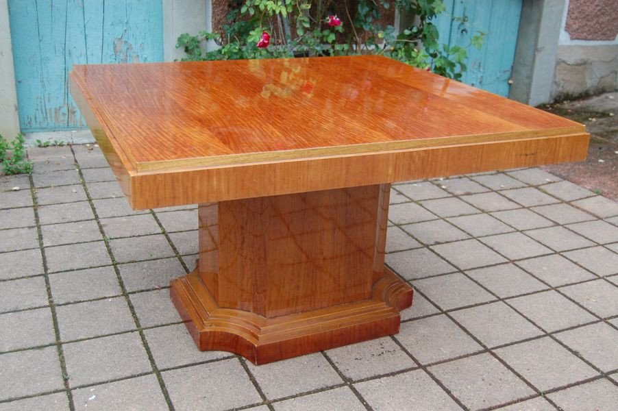 Table D époque Art Déco En Acajou Moirée Des  Années 1930