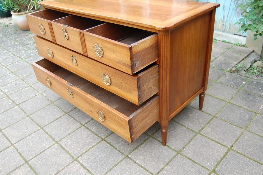 Louis XVI Period Commode In Walnut From The 18th Century-photo-4