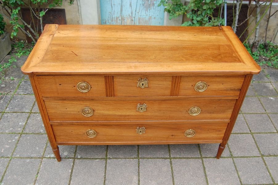 Louis XVI Period Commode In Walnut From The 18th Century-photo-1