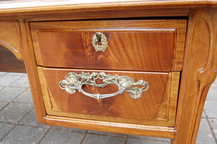 Large Art Nouveau Desk In Blond Mahogany From The 1900s-photo-4