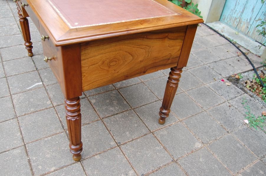 Louis Philippe Period Walnut Desk From The 19th Century-photo-2