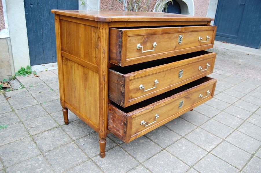 Louis XVI Period Chest Of Drawers In Walnut From The 18th Century-photo-4