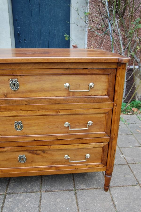 Louis XVI Period Chest Of Drawers In Walnut From The 18th Century-photo-4