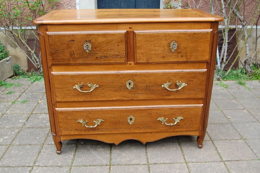 18th Century Louis XV Louis XVI Transition Chest Of Drawers In Walnut-photo-3