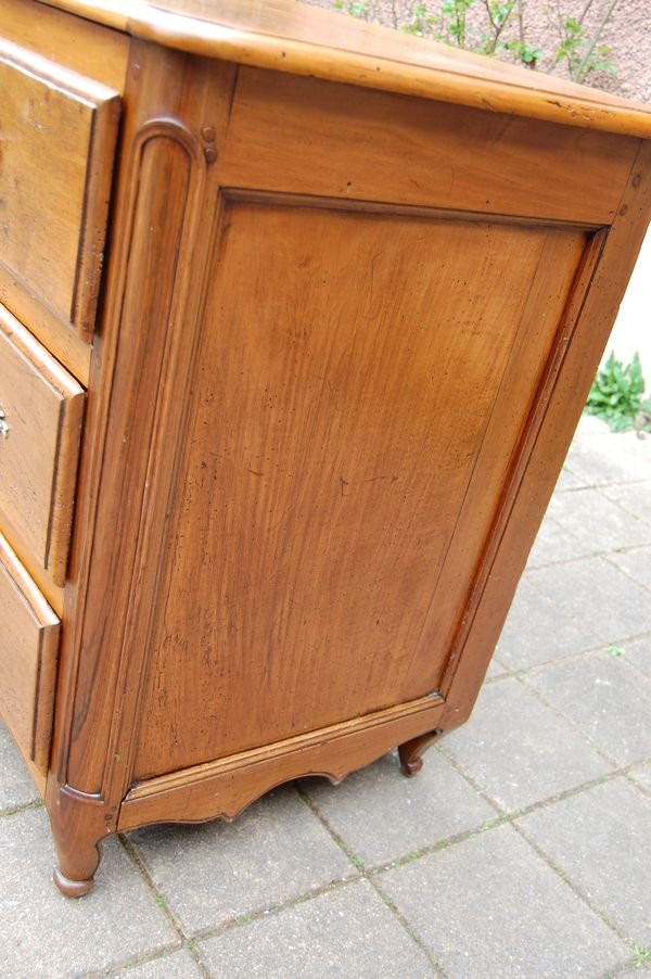 18th Century Louis XV Louis XVI Transition Chest Of Drawers In Walnut-photo-1