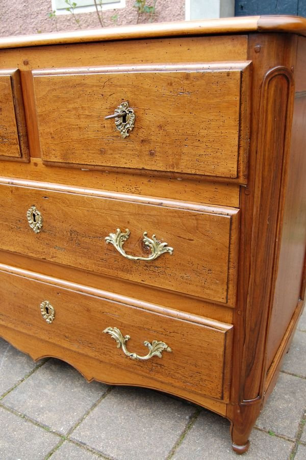 18th Century Louis XV Louis XVI Transition Chest Of Drawers In Walnut-photo-5