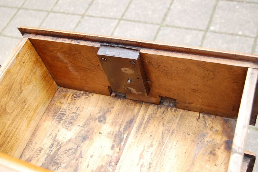 18th Century Louis XV Louis XVI Transition Chest Of Drawers In Walnut-photo-6