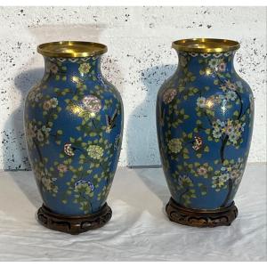 Paire De Vases En Cloisonné 