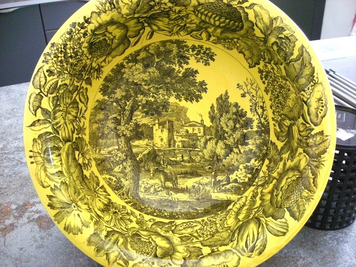 Yellow Fine Earthenware Pedestal Basin Circa 1833 From Montereau-photo-3