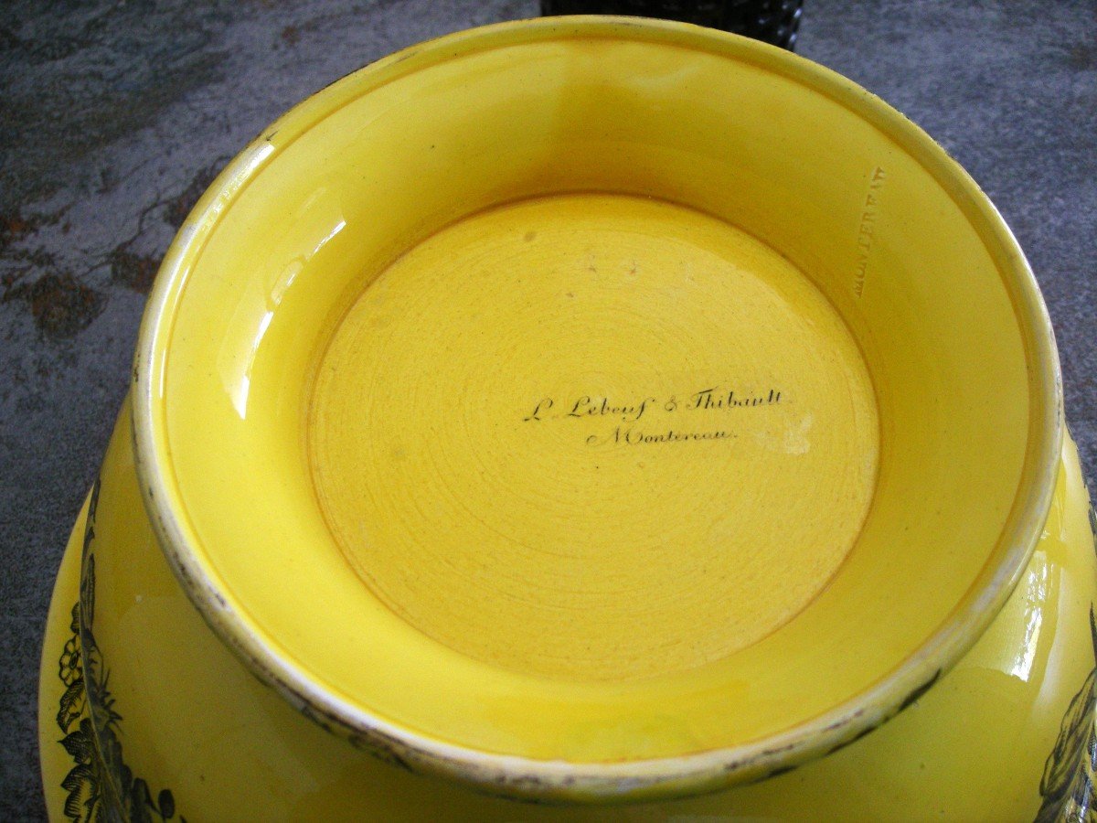 Yellow Fine Earthenware Pedestal Basin Circa 1833 From Montereau-photo-4