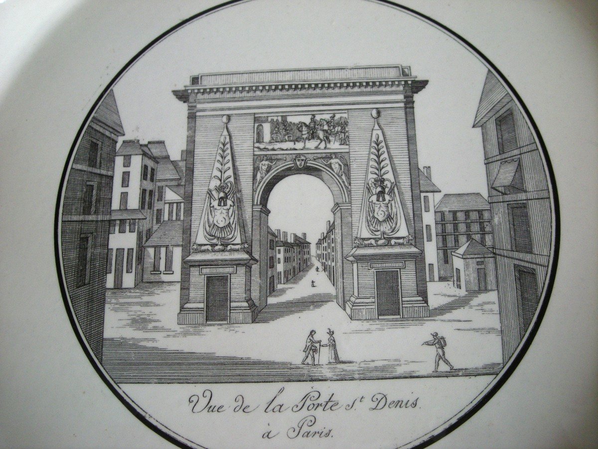 Plat  diamètre 38,7 cm  de  1824  Décor  Grisaille  Signé  Choisy  Le  Roi-photo-5