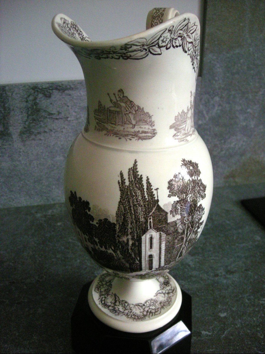 Ewer In Fine Earthenware 19th Century Grisaille Decor-photo-1