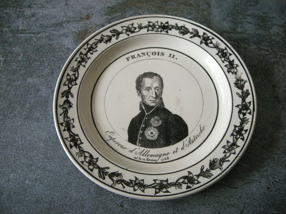 Assiette  XIXème  " Empereur d' Allemagne et d' Autriche " de Montereau-photo-1