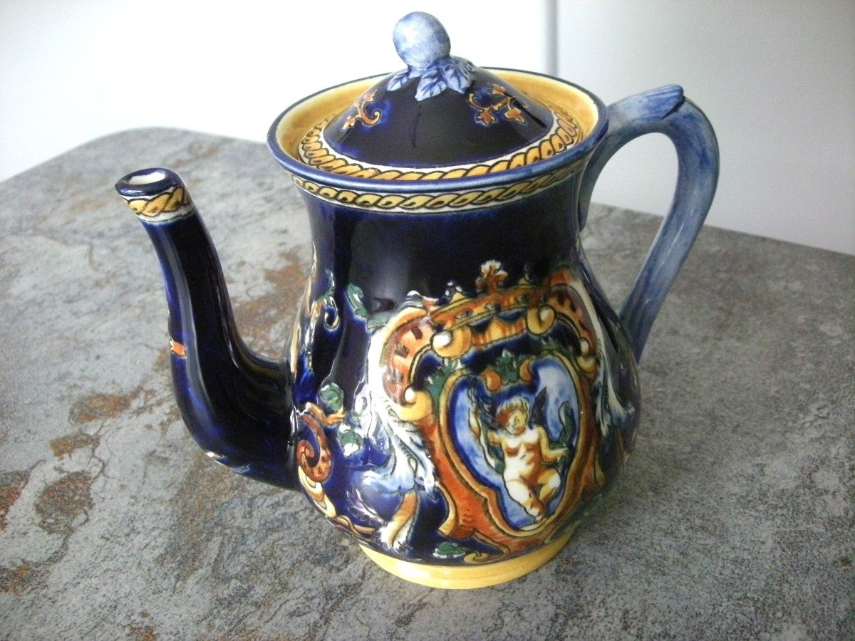 20th Century Coffee Pot "renaissance" Decor Signed Gien