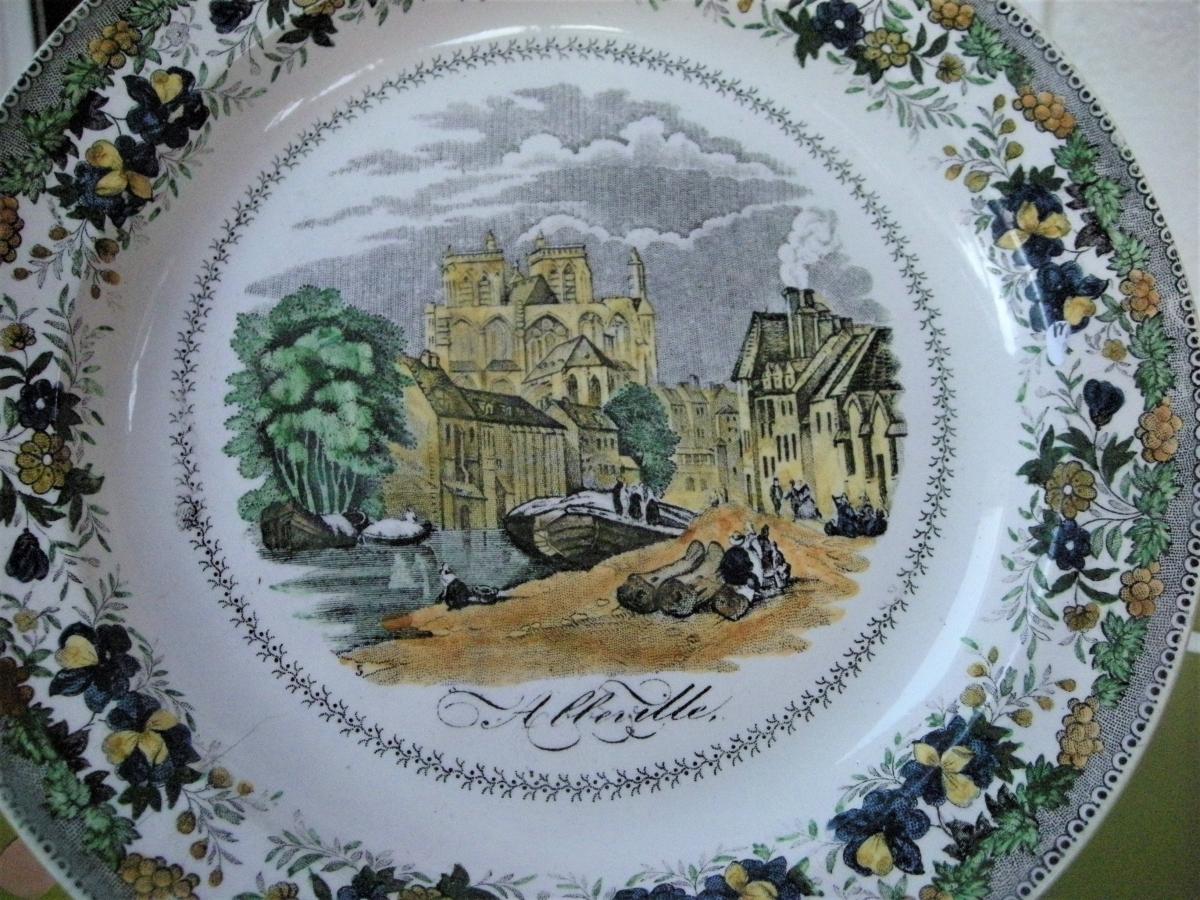 5  ASSIETTES  FAIENCE  FINE  POLYCHROME  DE  MONTEREAU-photo-3