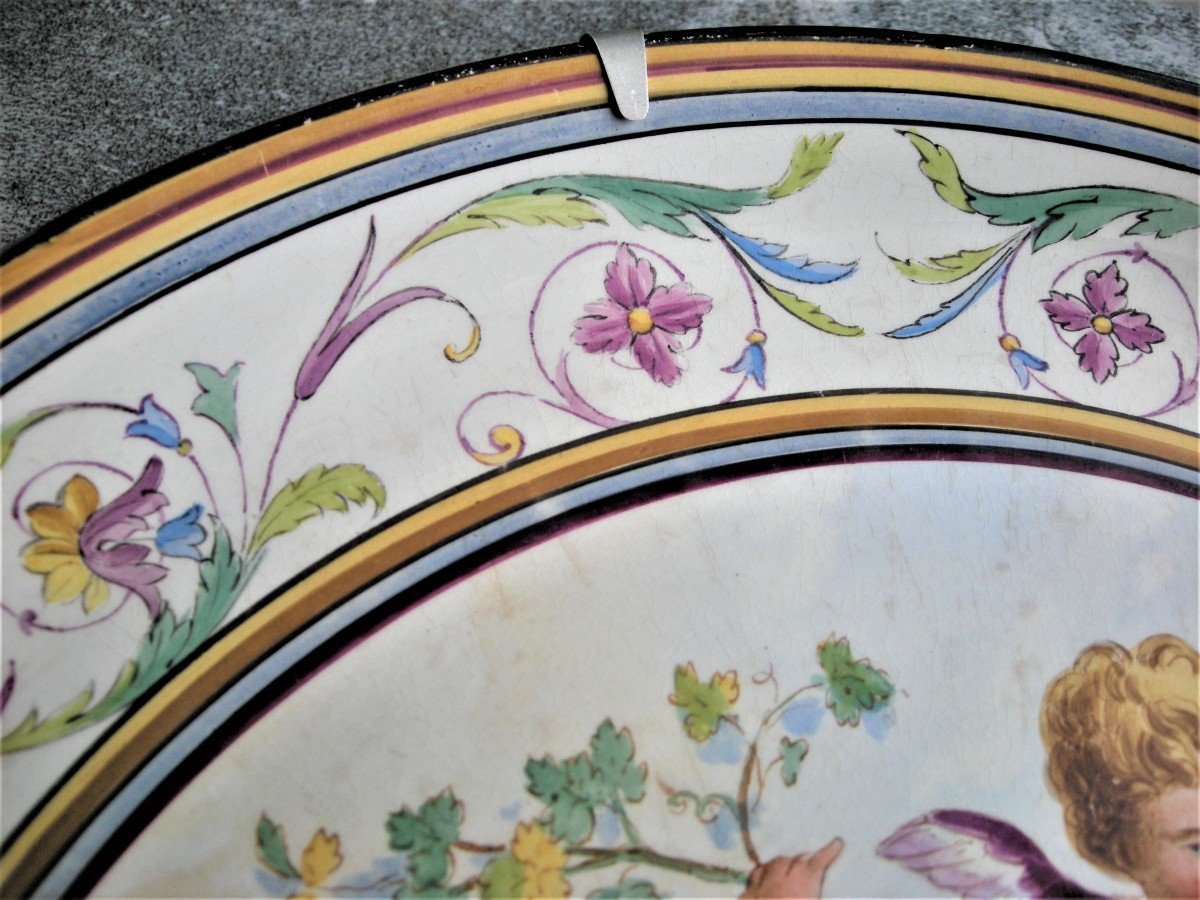 Plat  En  Faience  XIXème  Decor  Angelots  De  Creil Et Montereau-photo-2