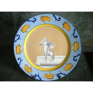 1903 Plate In Heraldic Earthenware From Pierrefonds (oise)