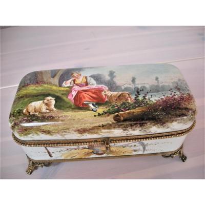 Boite  A  Bijoux  En  Faience  1867  Signee  Montereau