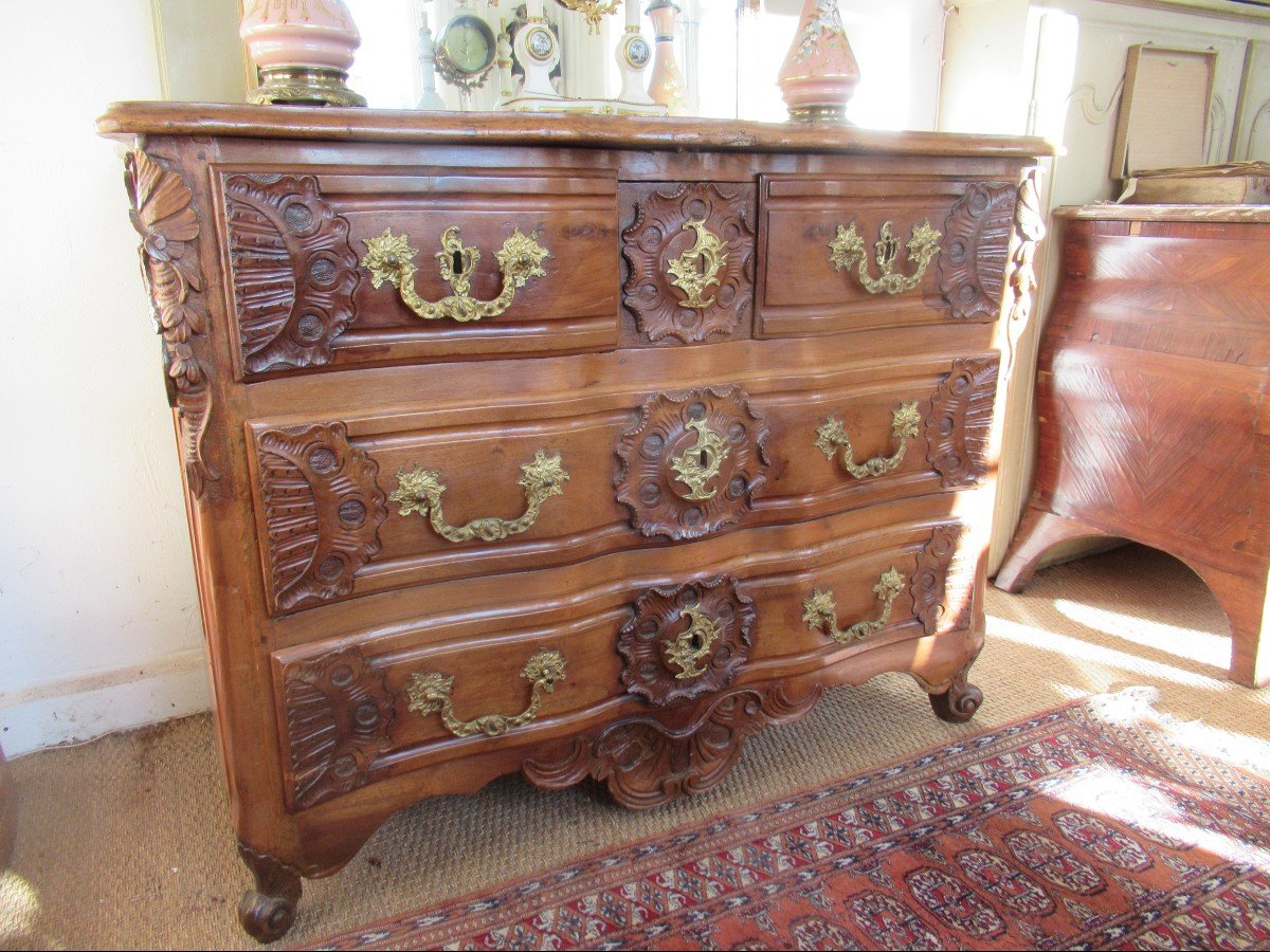 Commode En Noyer époque Louis XV