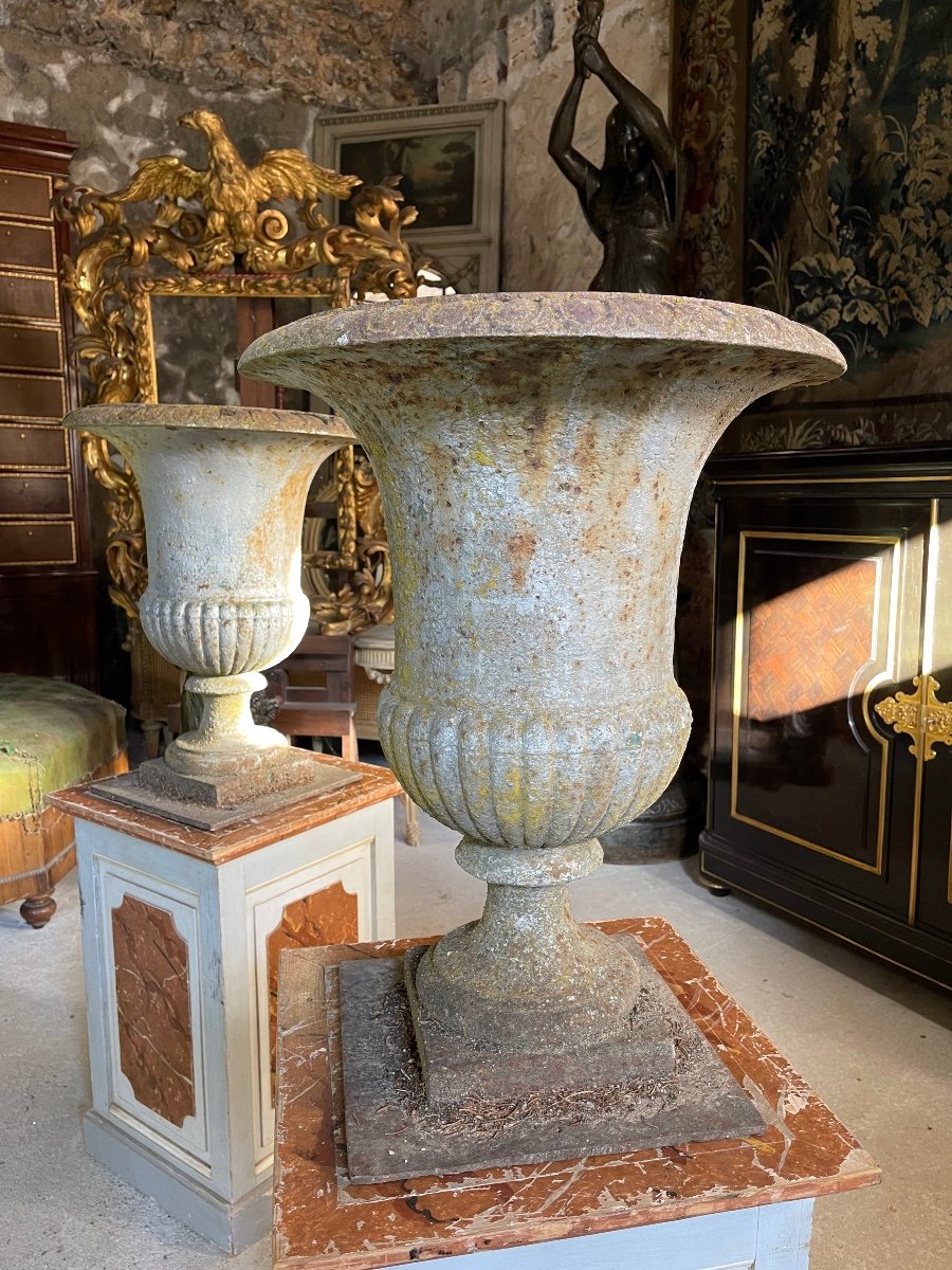 Pair Of Medici Vases In Cast Iron From The XIXth Century-photo-5