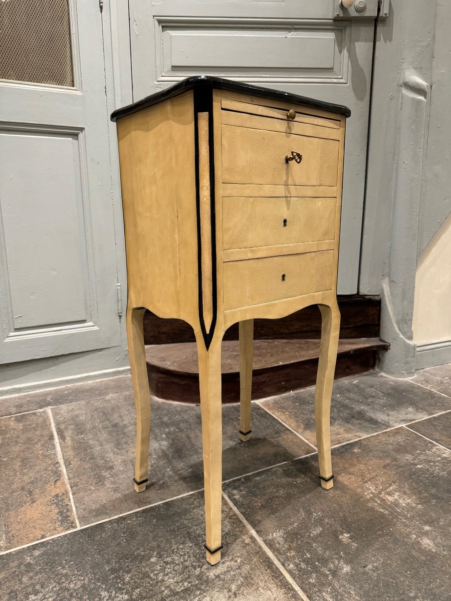 Art Deco Period Bedside Table In Shagreen Veneer 