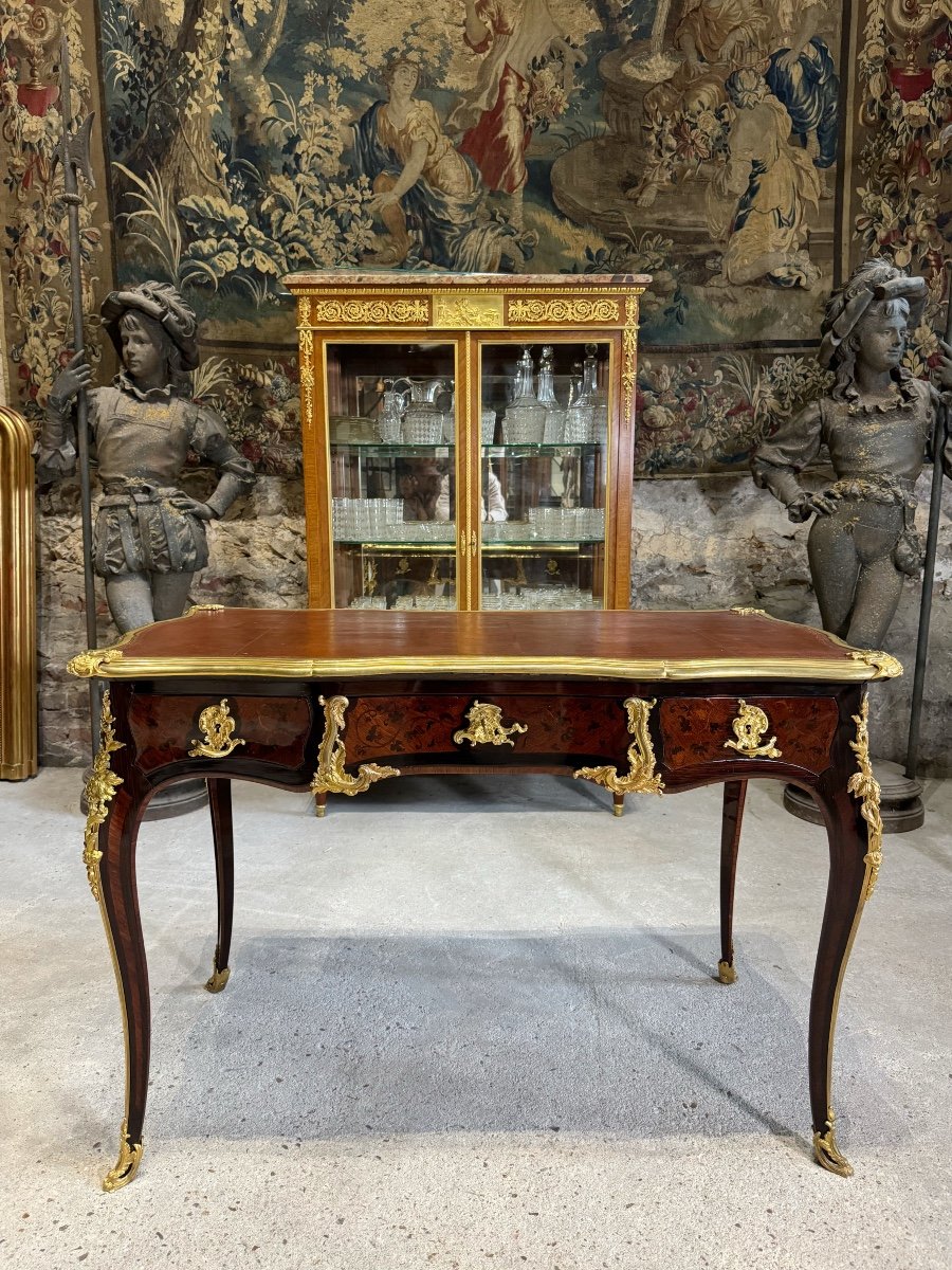 Louis XV Style Bureau Plat In Marquetry From The Napoleon III Period