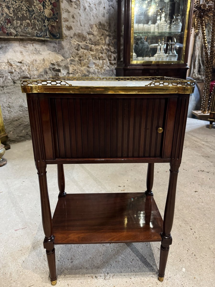 Pair Of Louis XVI Period Mahogany Curtain Bedside Tables -photo-7