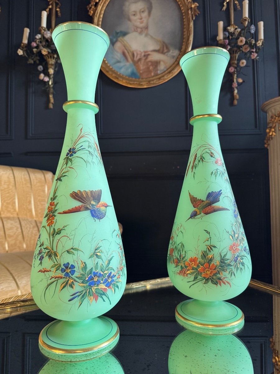 Paire De Vases En Opaline verte émaillée Du XIX ème Siècle ( ouraline ) 