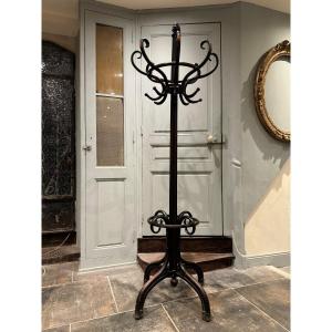 Parrot Coat Rack Attributed To Thonet From 1900