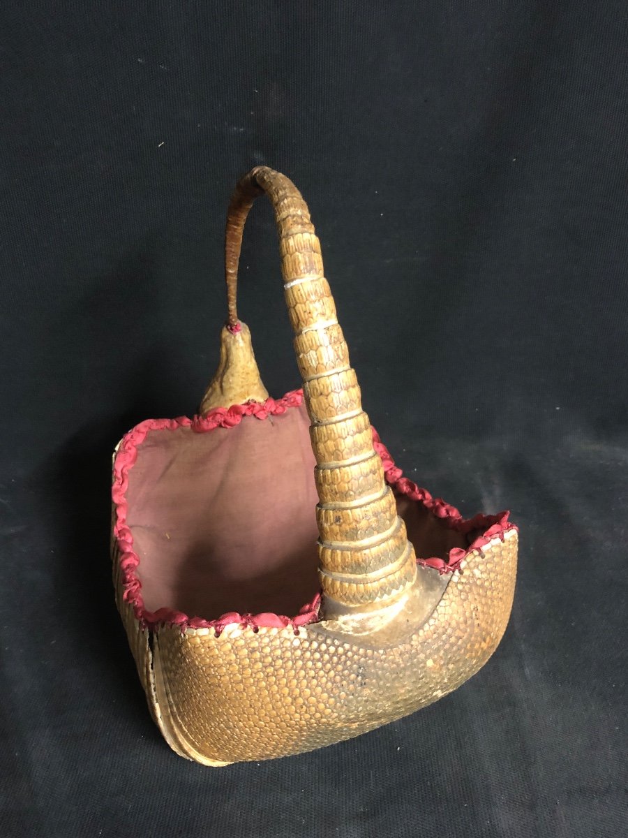 Armadillo Basket Handbag Old Taxidermy Curiosity-photo-3