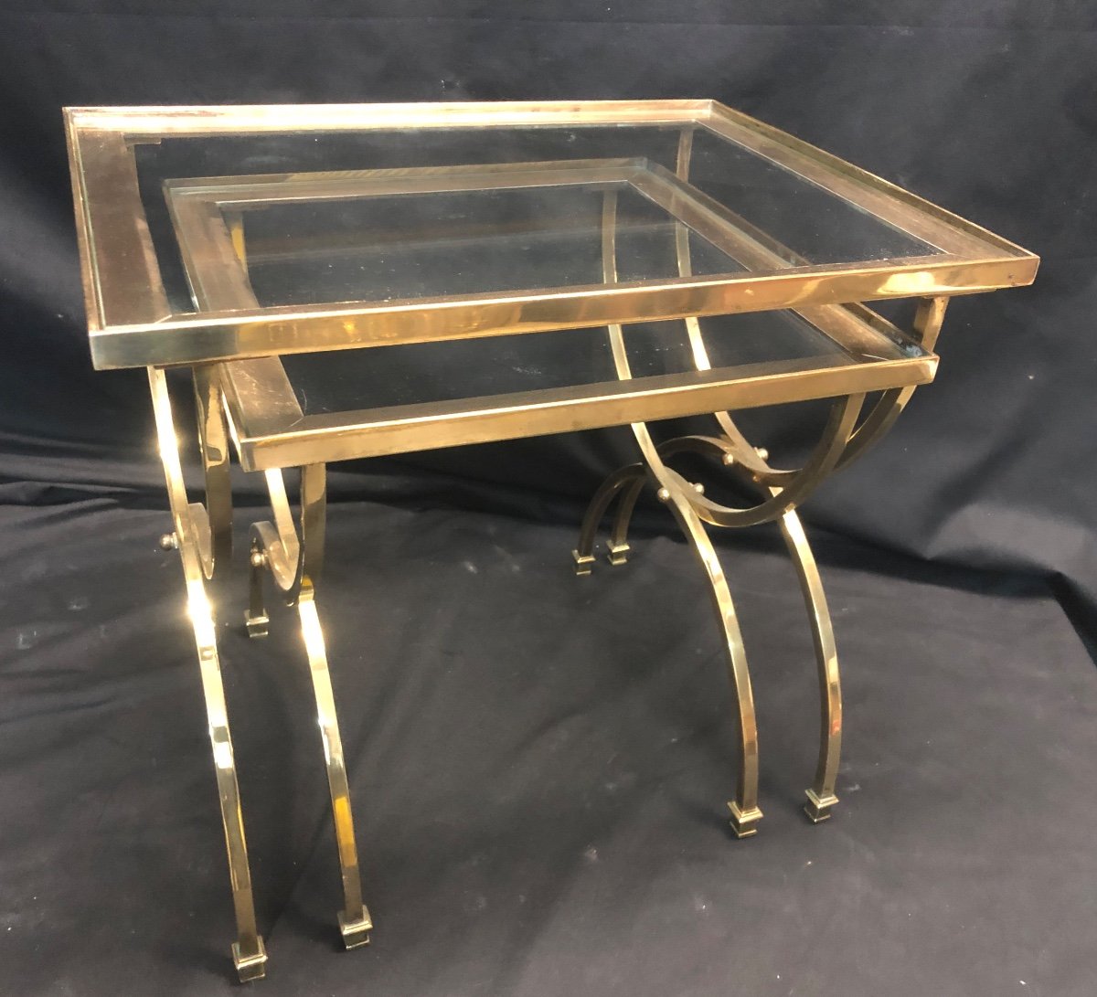 Pair Of 1970 Nesting Tables In Neoclassical Bronze And Tempered Glass In Taste Of Jansen-photo-2