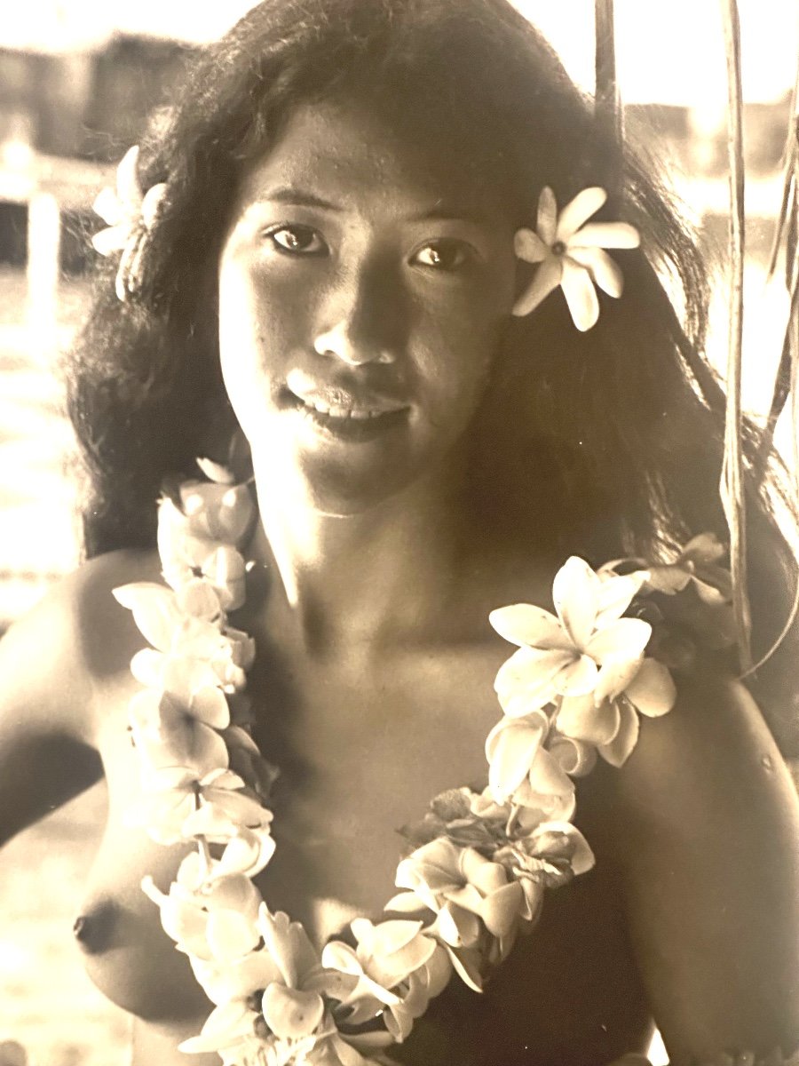 Adolphe SYLVAIN 1920-1991 Grande photographie jeune tahitienne dénudée Tahiti photo  /1