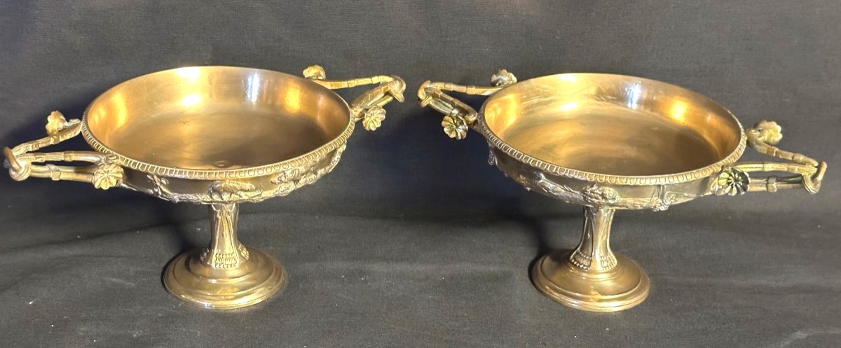 Henry Cahieux 1825-1854 Pair Of Empty Pocket Cups Signed On Barbedienne Bronze Foot 