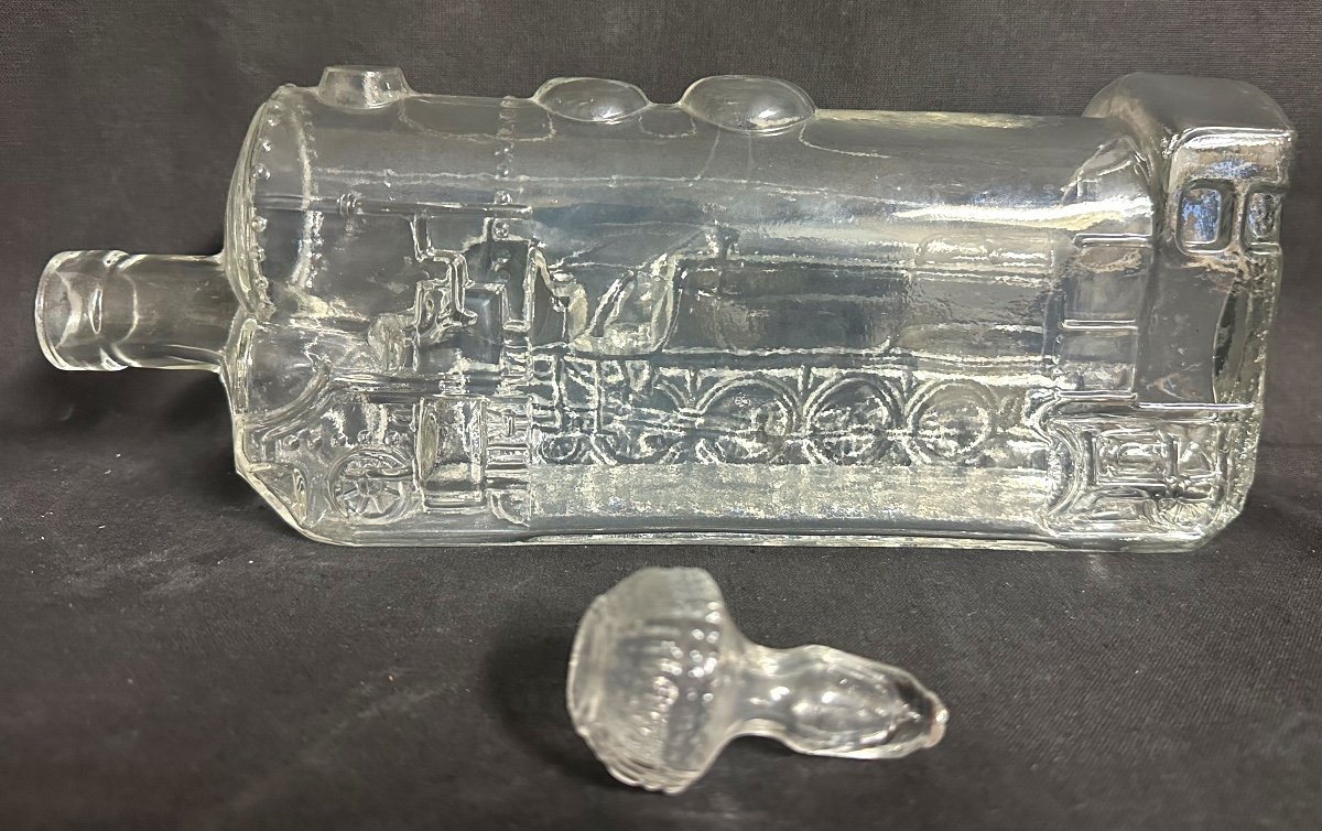 Legras Rare Bottle With A Locomotive Subject Around 1900 In Molded Glass And Sncf Train Stopper-photo-2