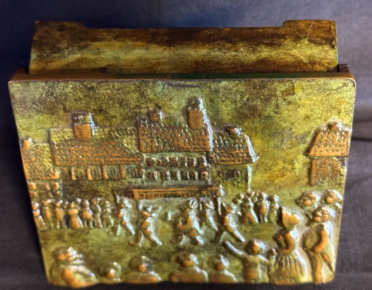 Curious Bronze Box Chinese Procession With Canopy And Crowd China -photo-4